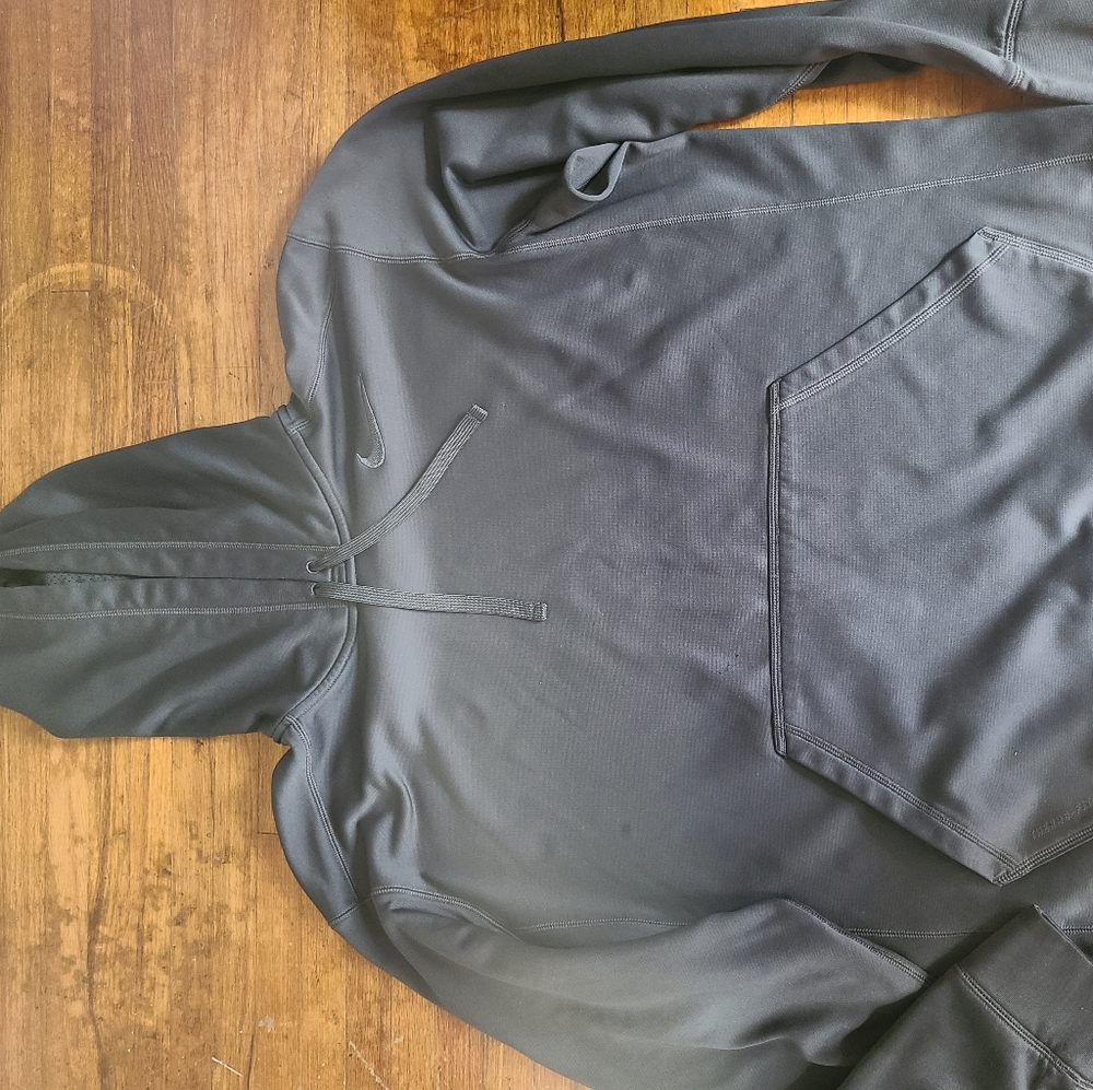 Nike Therma Fit Hoodie